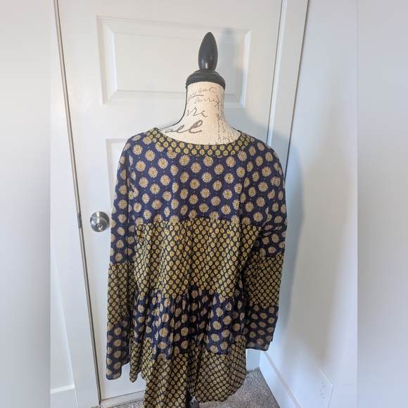 Earthbound Boho Navy and Gold Patterned Tunic 2XL - Picture 2 of 8
